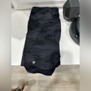 Lululemon Shorts 8’